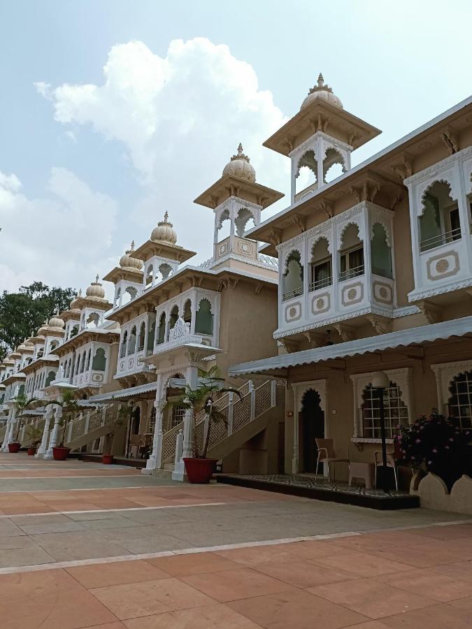 Hotel Gautam 로나발라 외부 사진