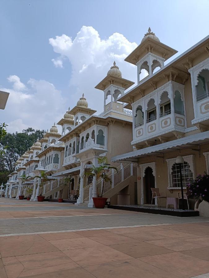 Hotel Gautam 로나발라 외부 사진