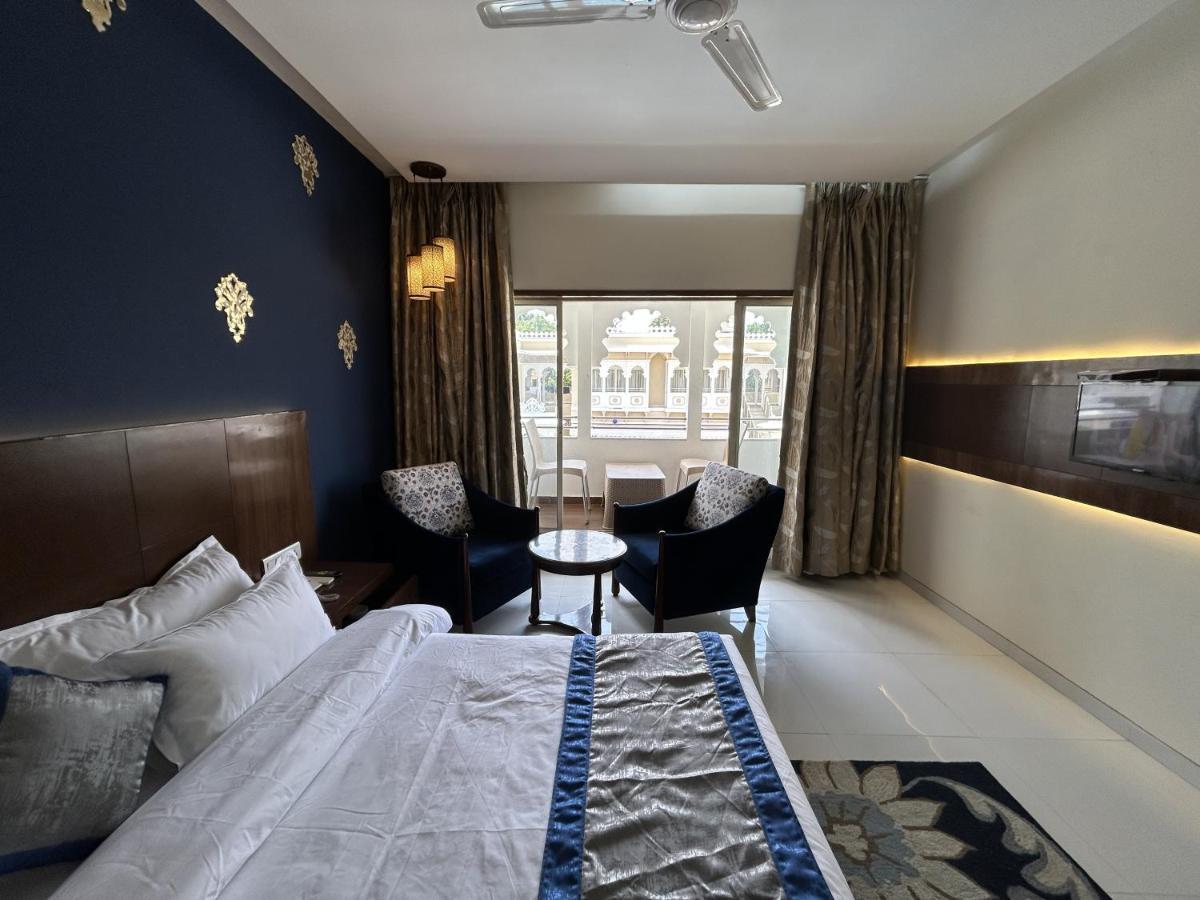 Hotel Gautam 로나발라 외부 사진